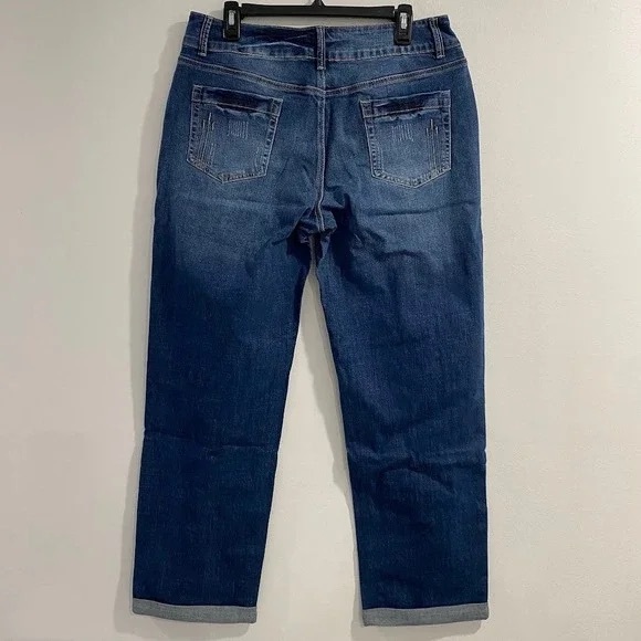 Stylish Blue Distressed Jeans - Picture 2 of 4